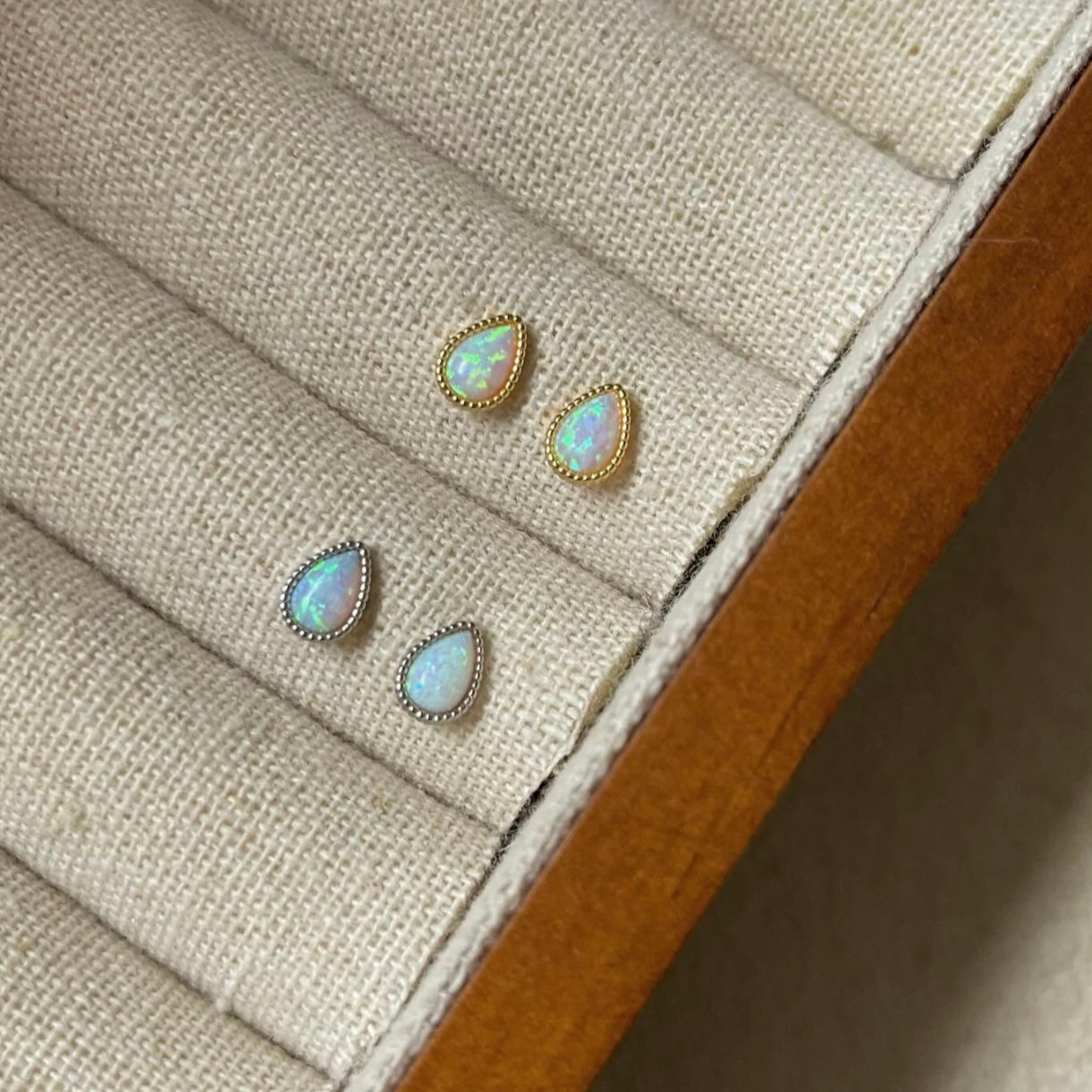 Orecchini a goccia con Opalite