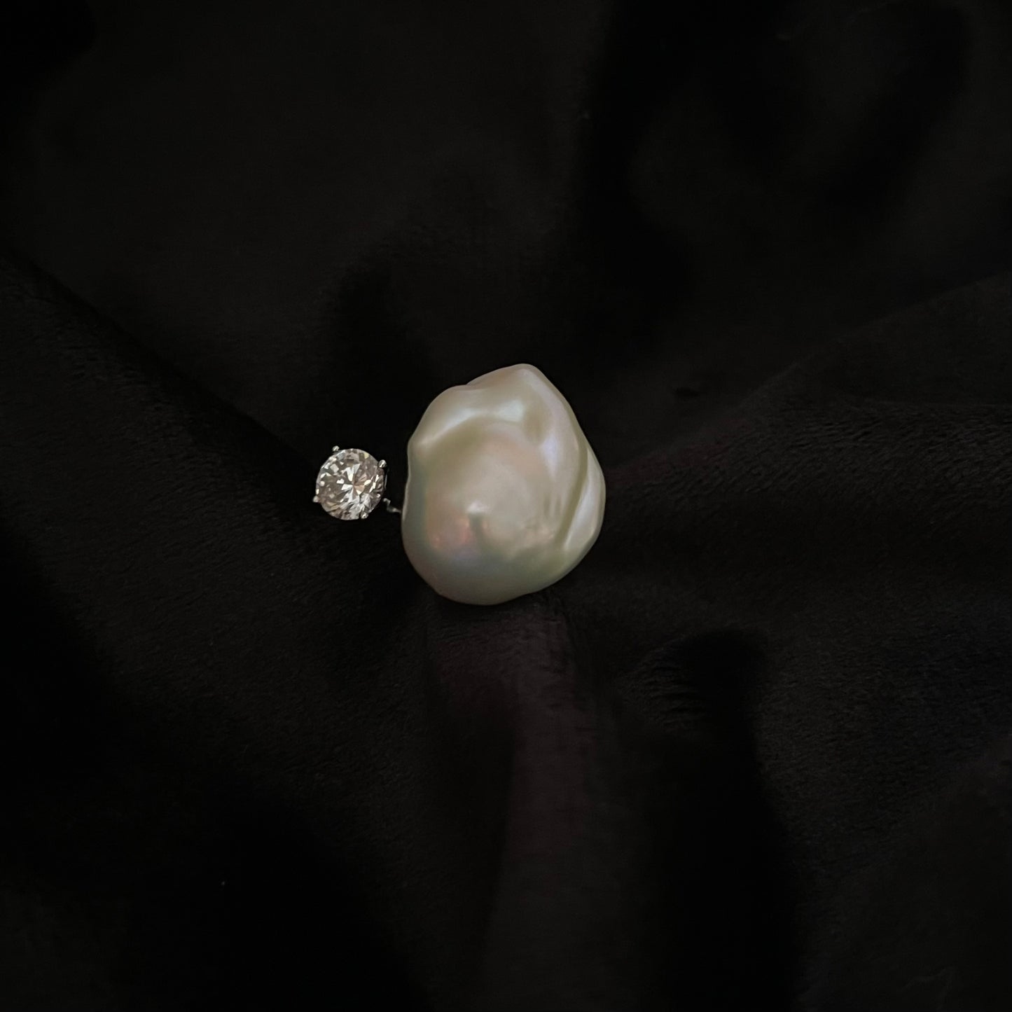 Anello The Tear