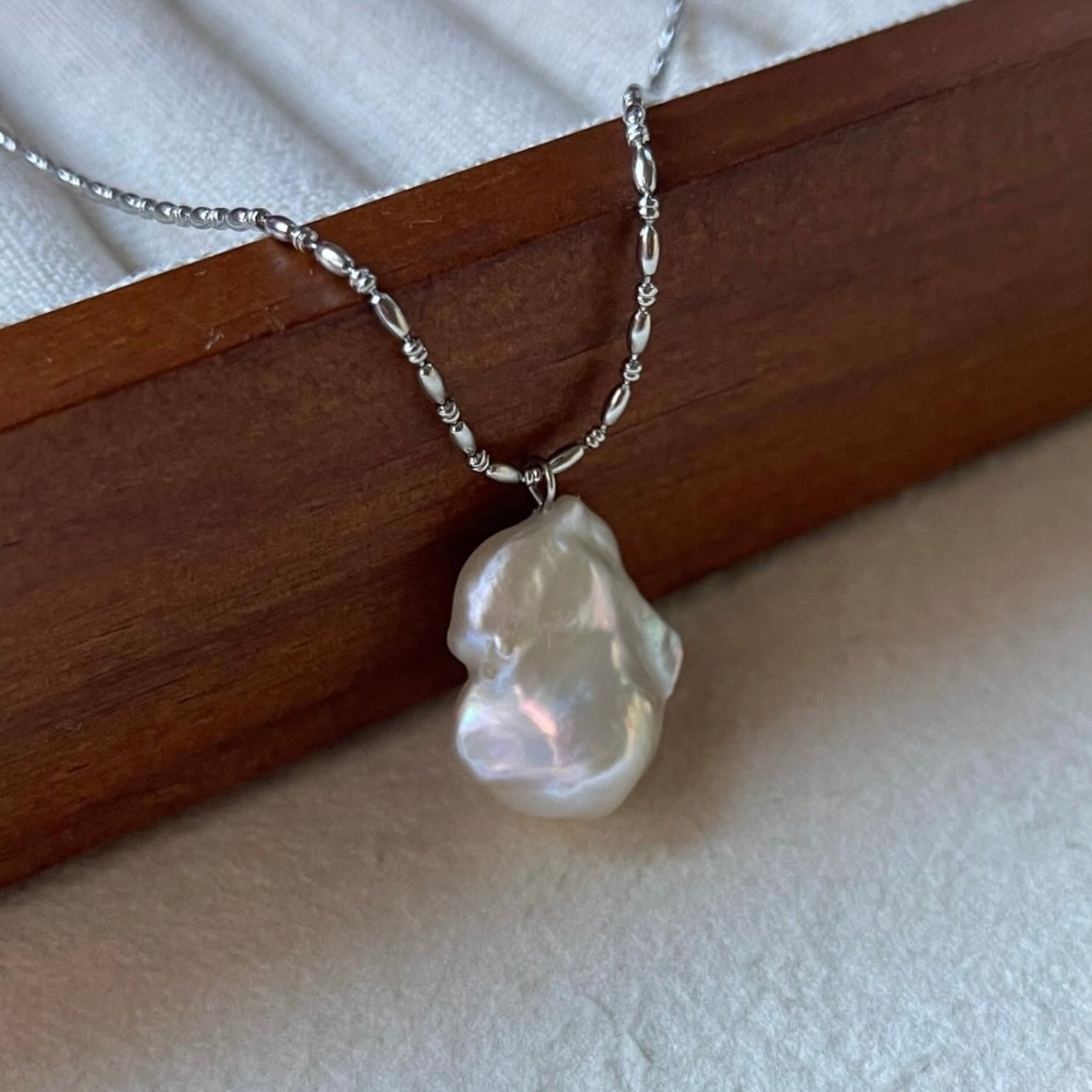 Collana The Tear