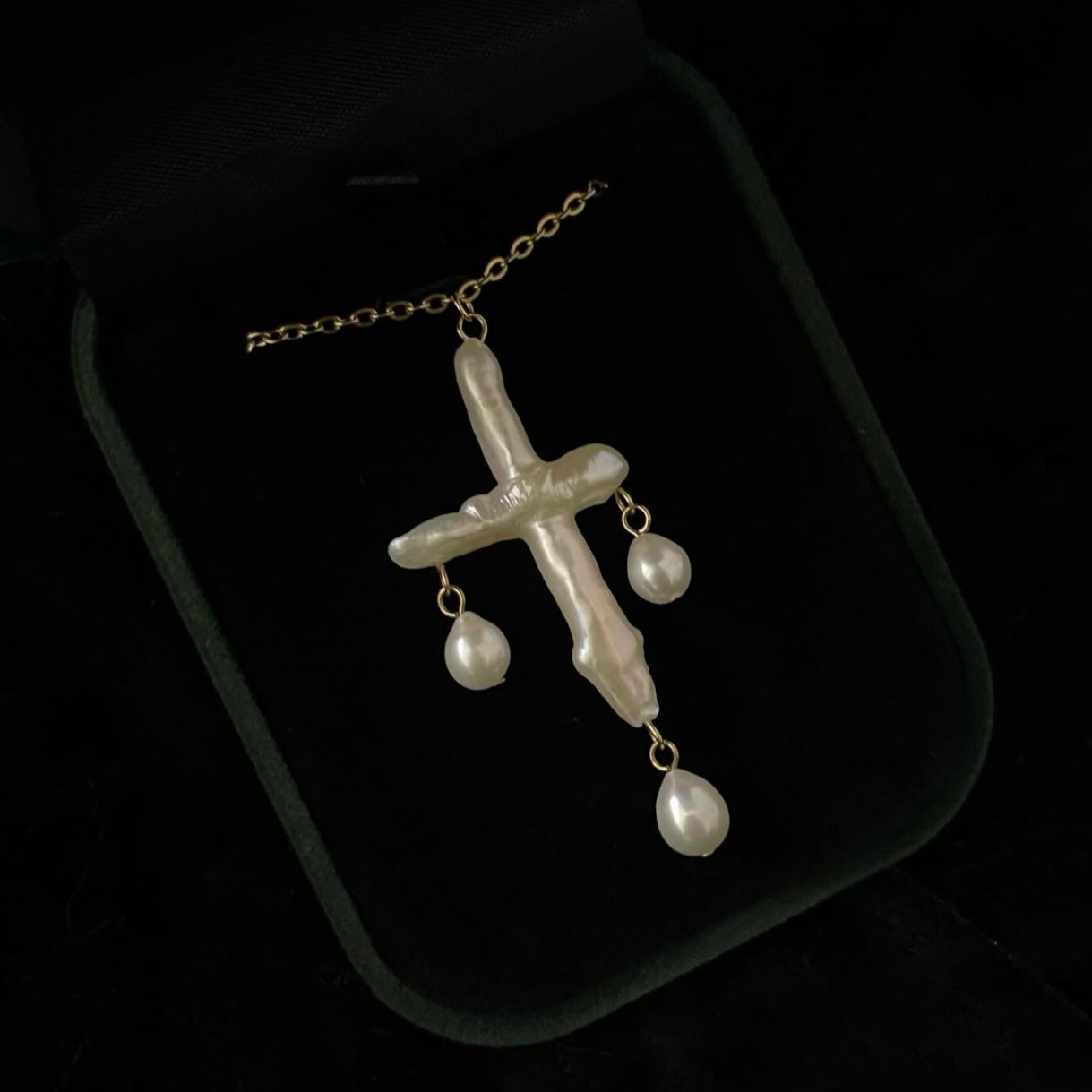 Collana con ciondolo Croce