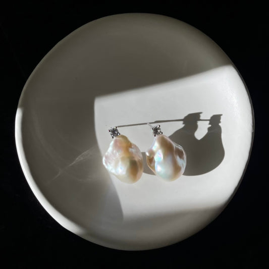 Orecchini The Tears con chiusura a farfallina