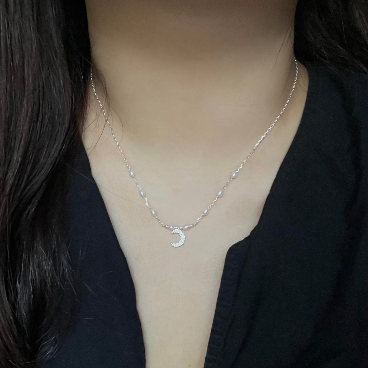 Collana perle con ciondolo Luna