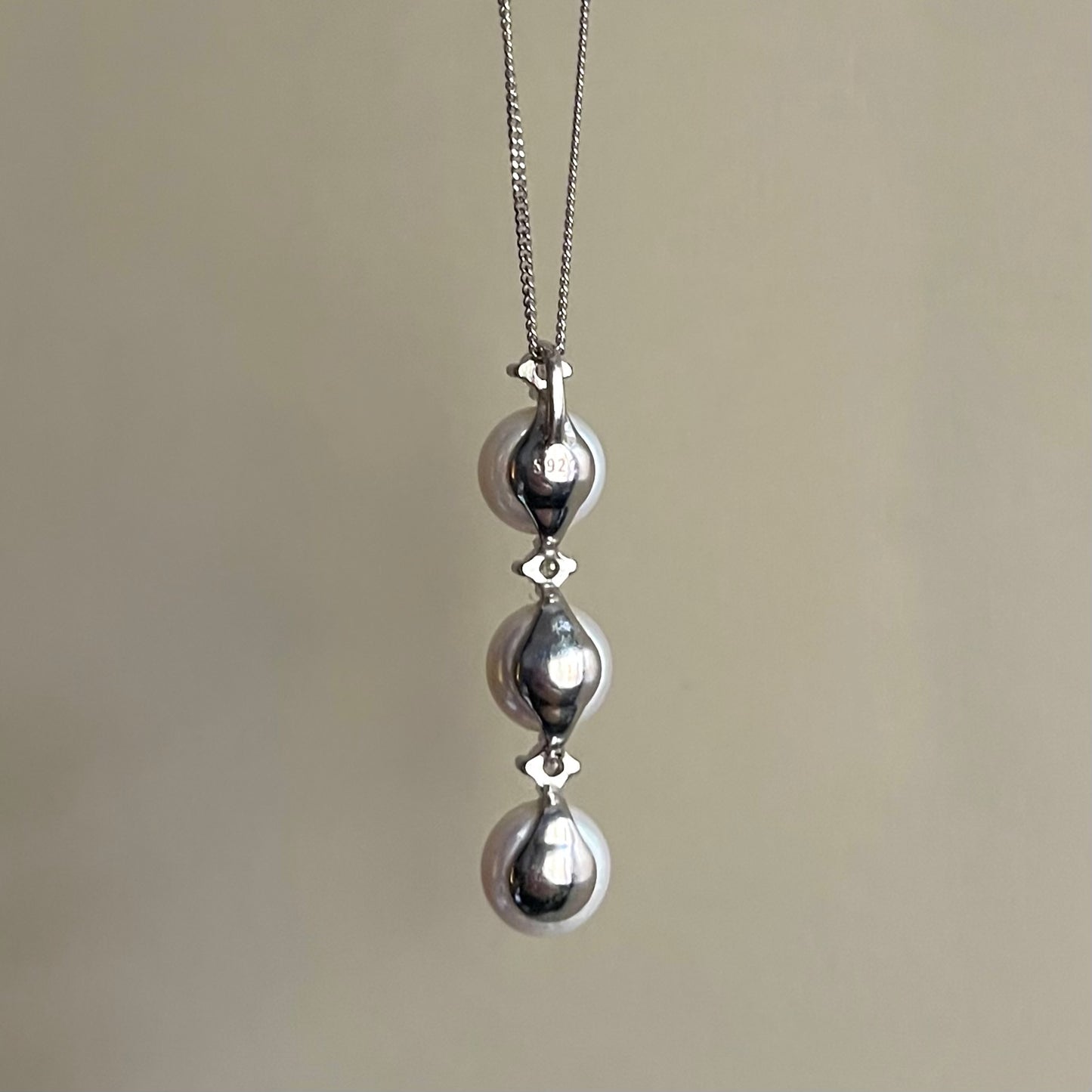 Collana Emilia