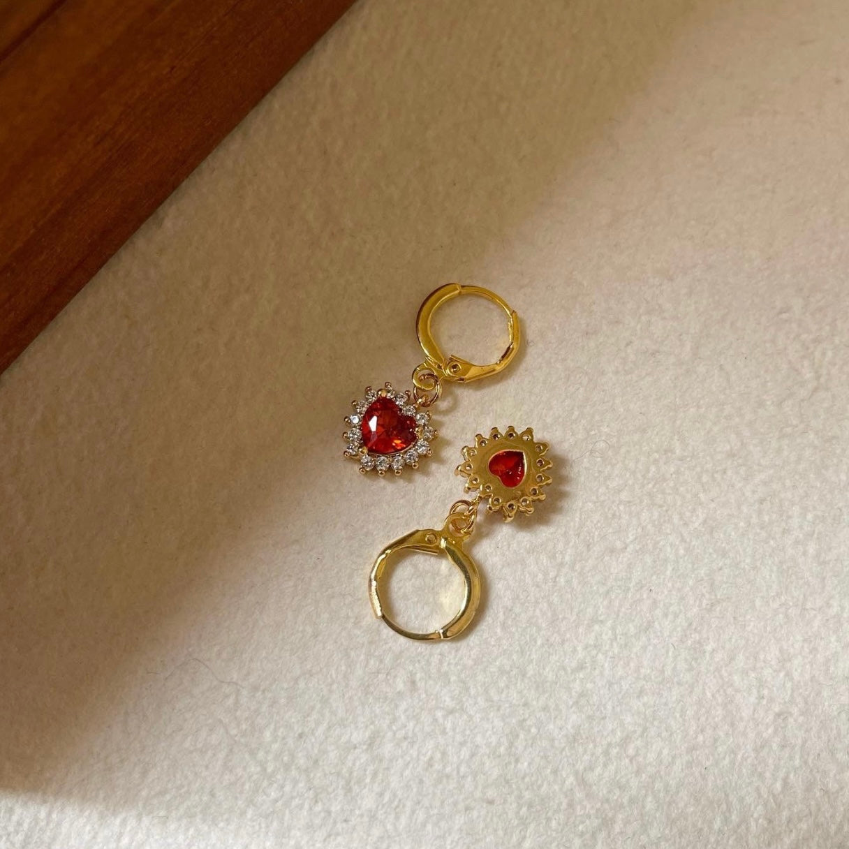 Orecchini con ciondoli cuore