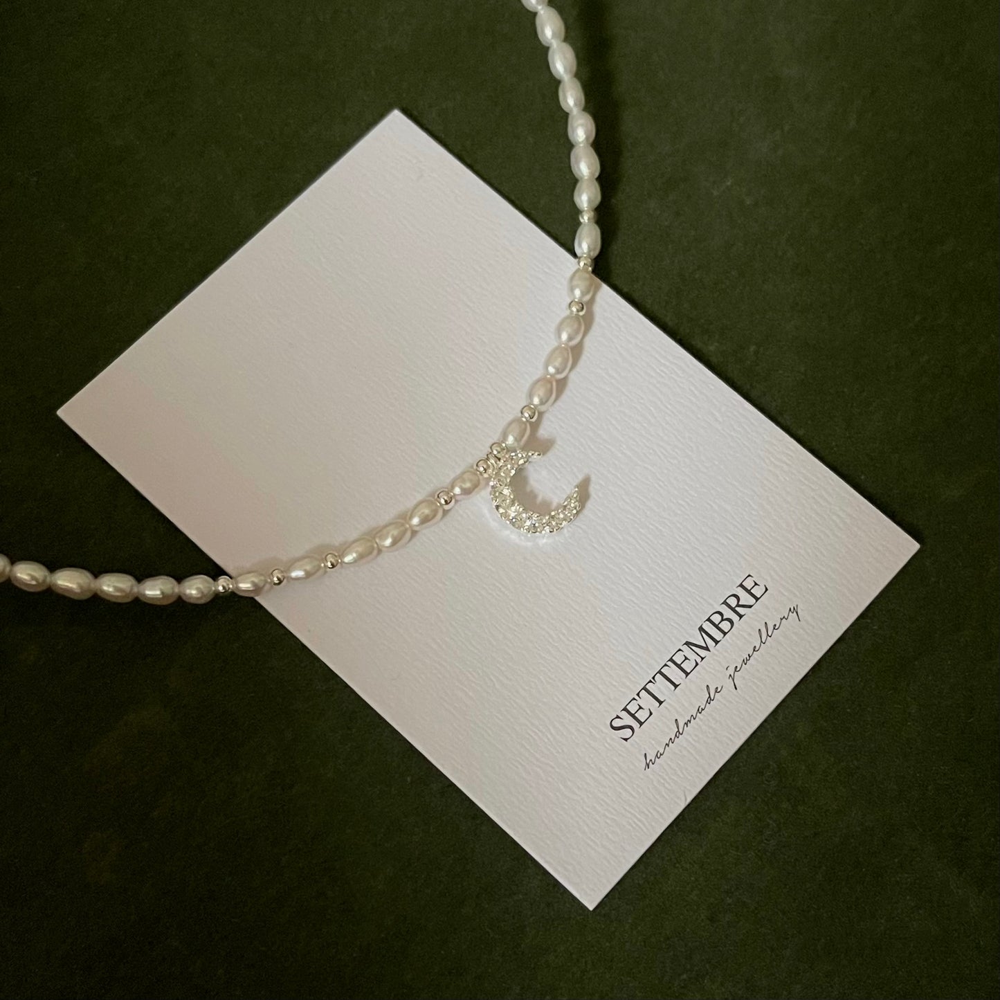 Collana perle con ciondolo Luna