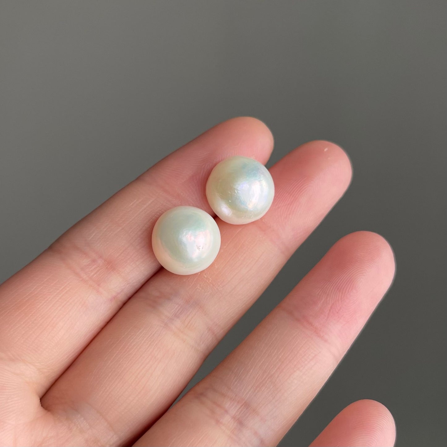 EVERYDAY pearl earrings con perle barocche a bottone misura 12-13mm
