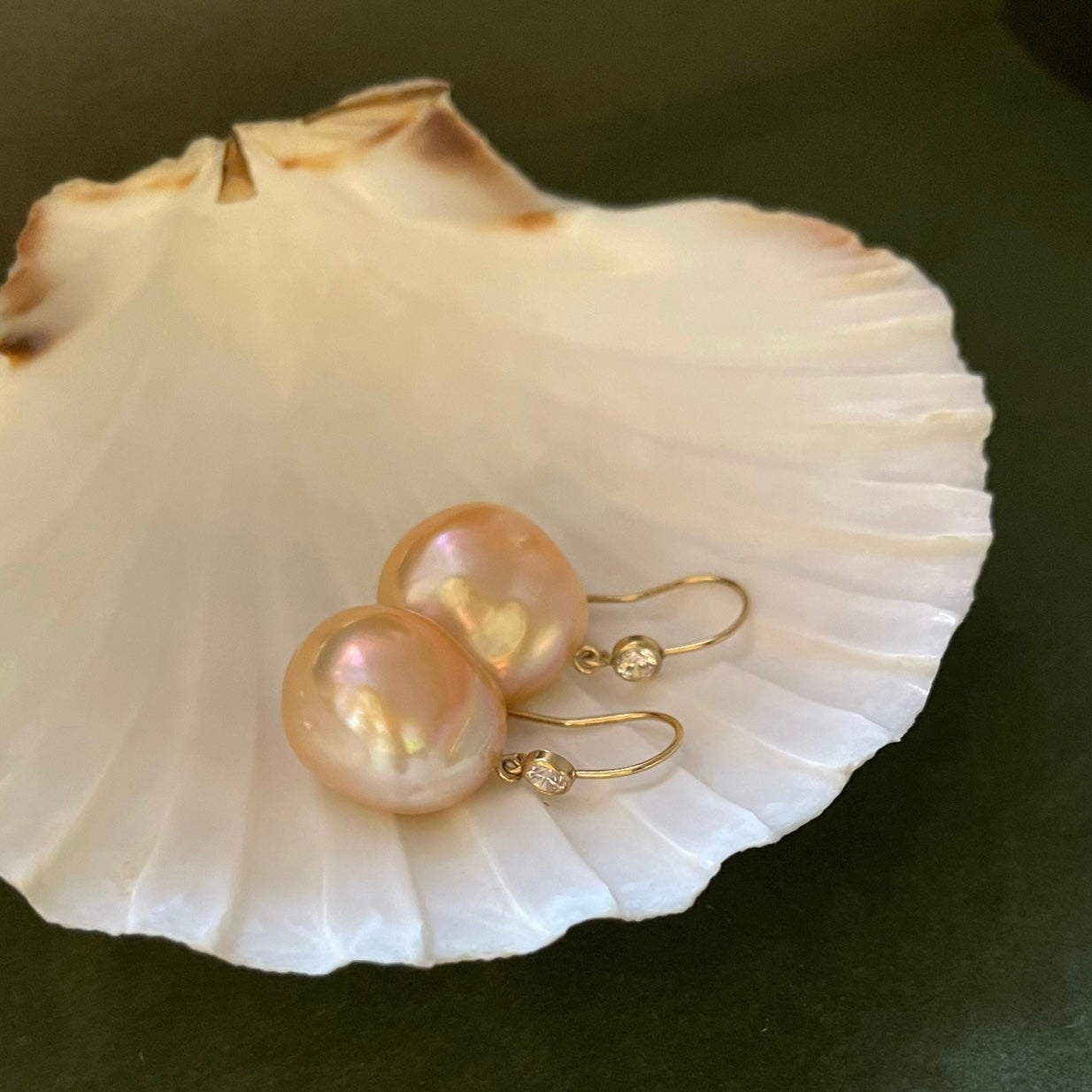Orecchini Orange Dream a monachella aperta in 14k gold filled