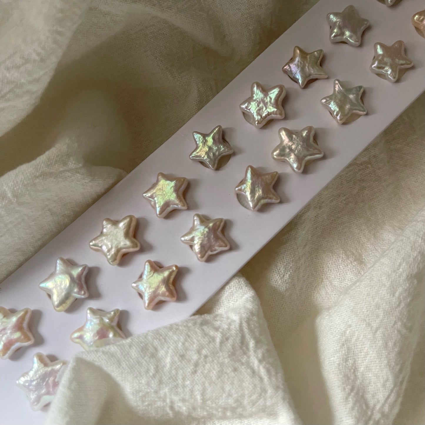 Orecchini Stelle con chiusura a farfallina