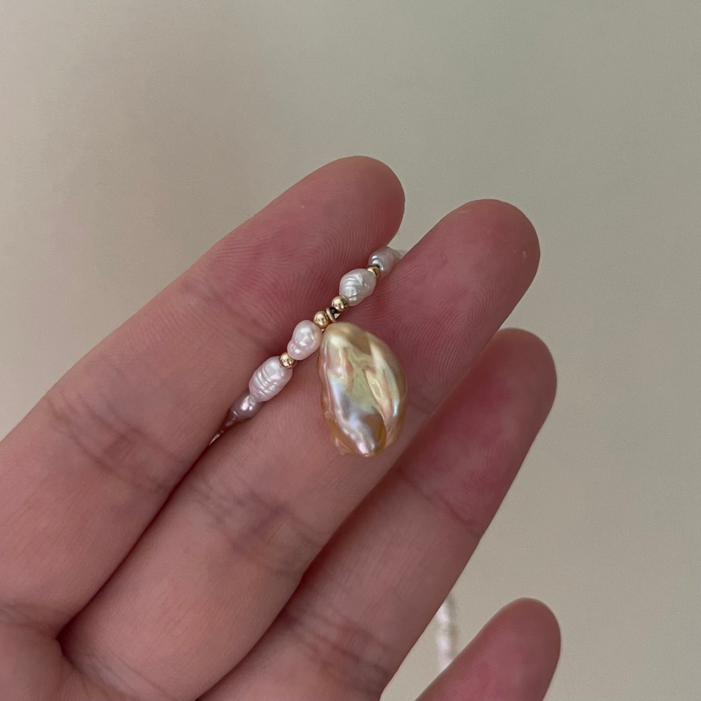 Collana con mini perla barocca rosa arancione