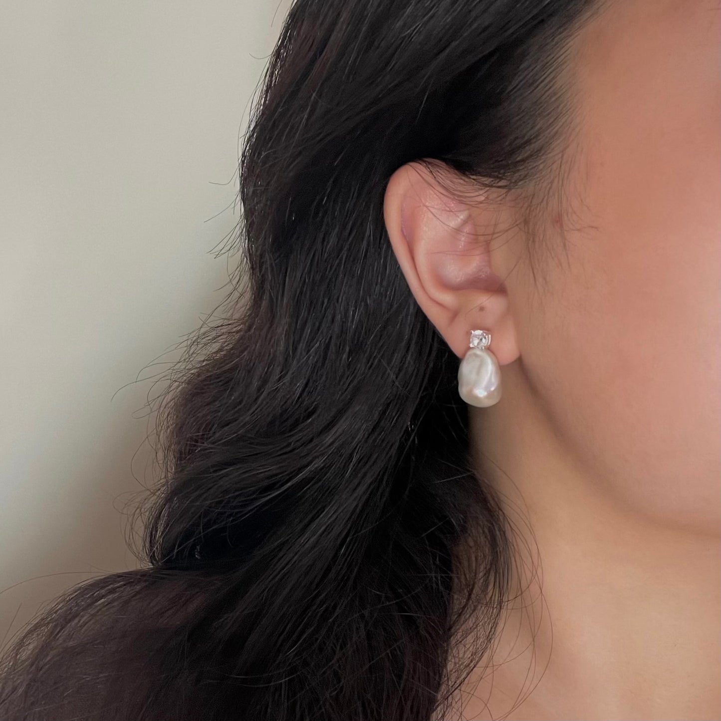 Orecchini The Tears con zircone (versione in argento925 senza placcatura oro bianco)