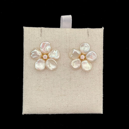 Orecchini Fiore con perle e zircone