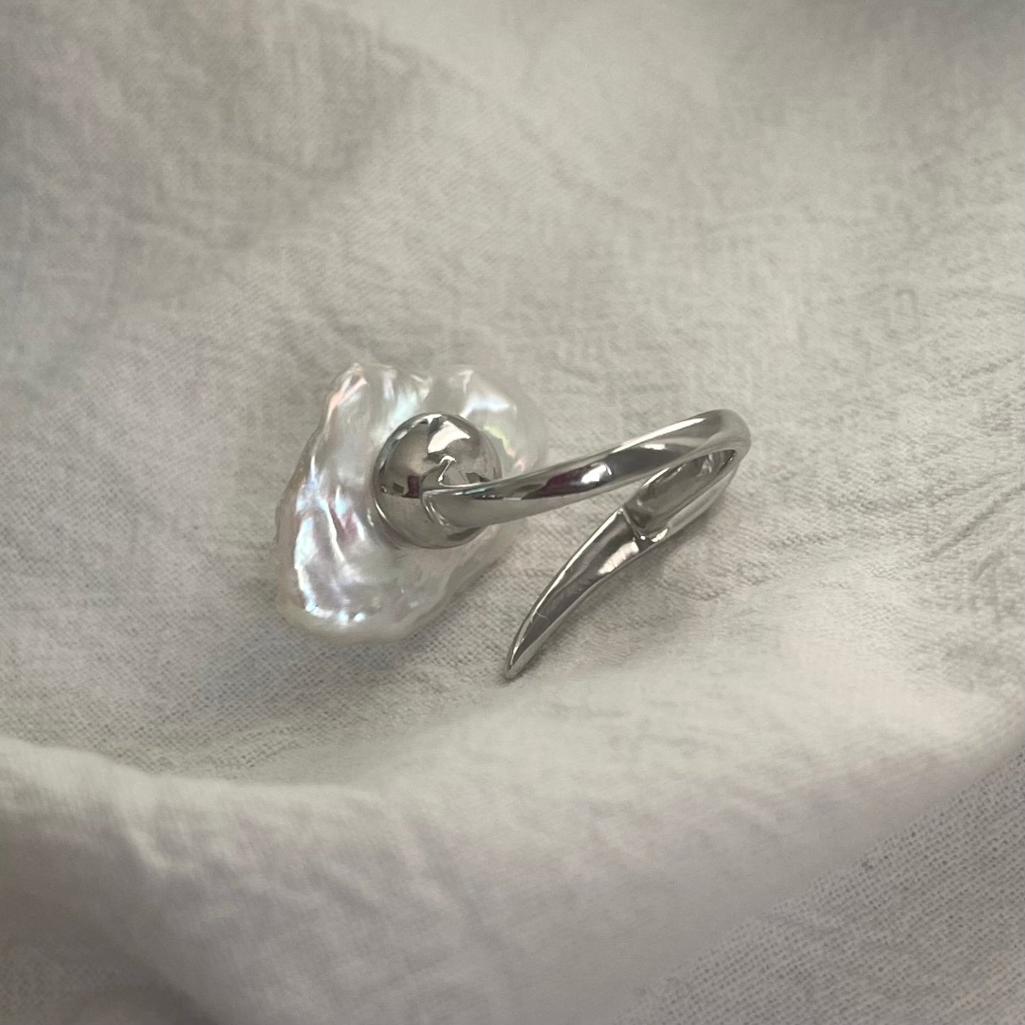 Anello The Tear