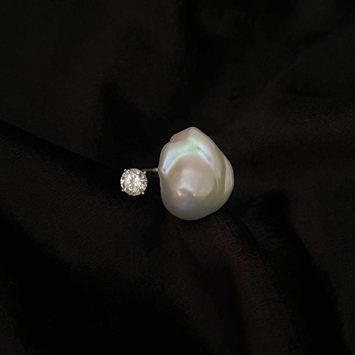 Anello The Tear