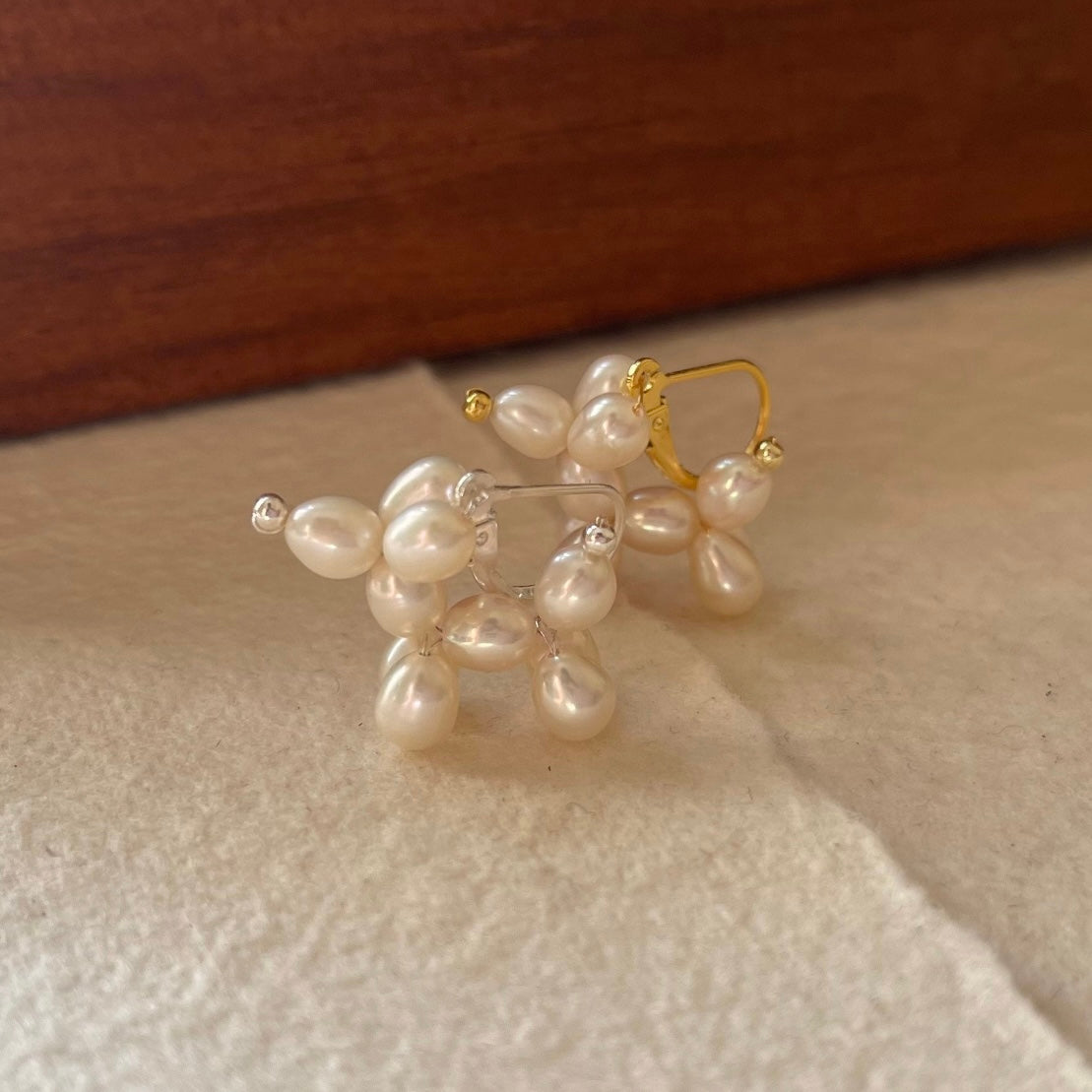 Orecchini Balloon Dog a monachella chiusa
