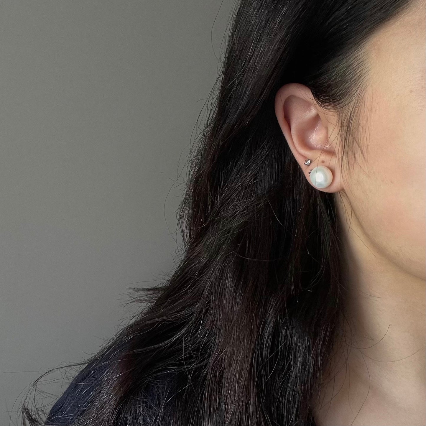 EVERYDAY pearl earrings con perle barocche a bottone misura 12-13mm