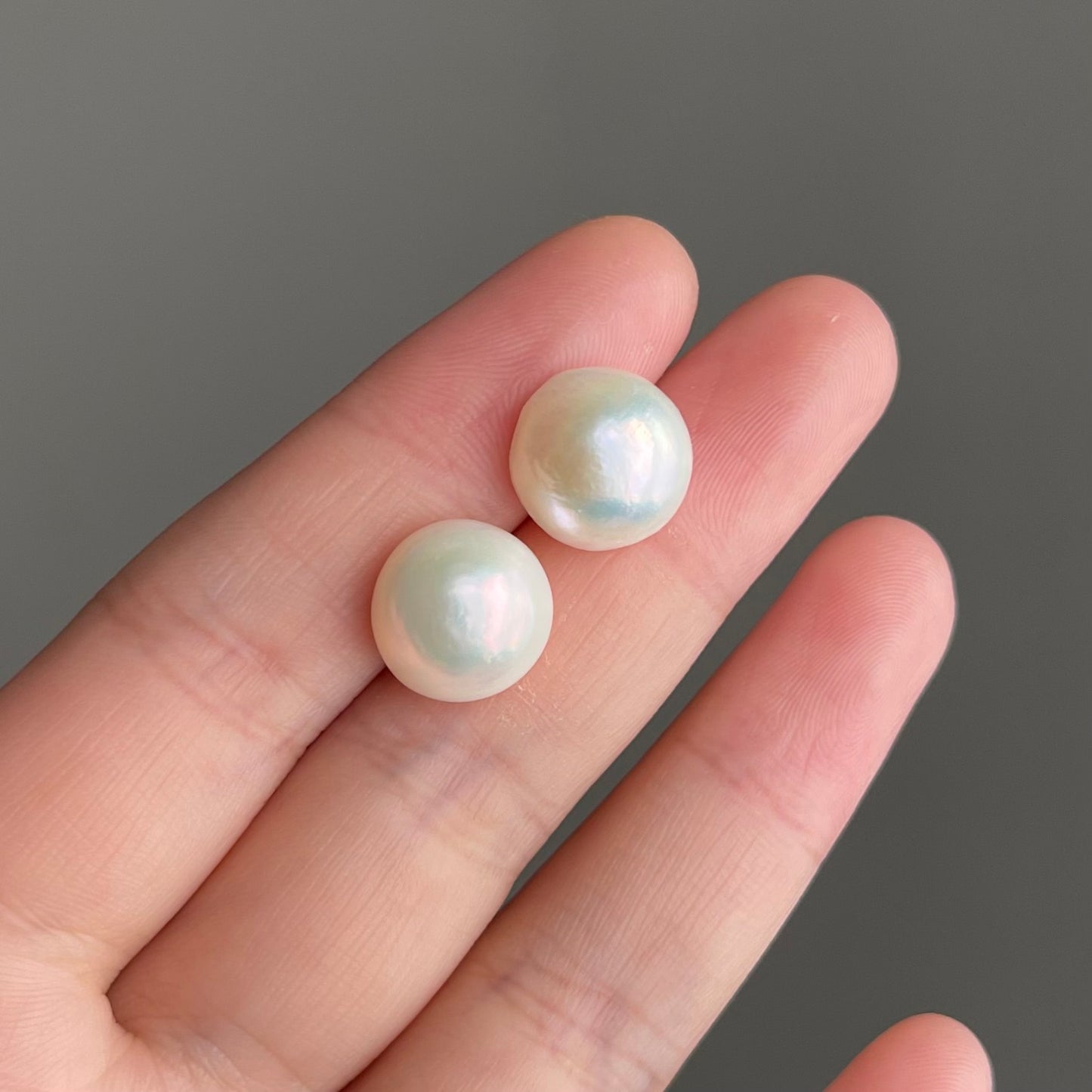 EVERYDAY pearl earrings con perle barocche a bottone misura 12-13mm