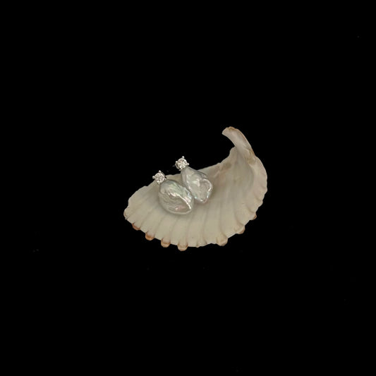 Orecchini con mini perle barocche