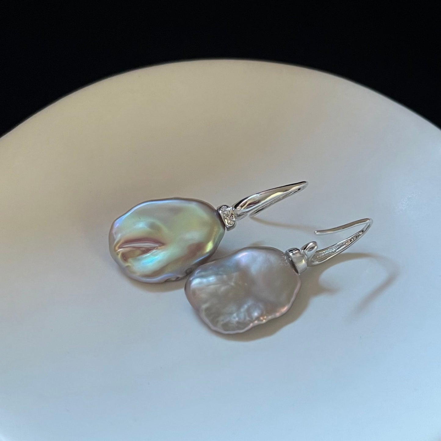 Orecchini Filomena con perle viola