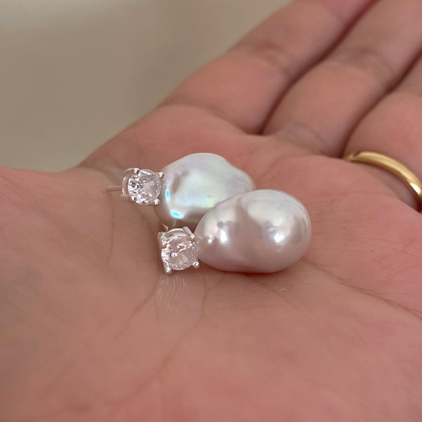 Orecchini The Tears con zircone (versione in argento925 senza placcatura oro bianco)