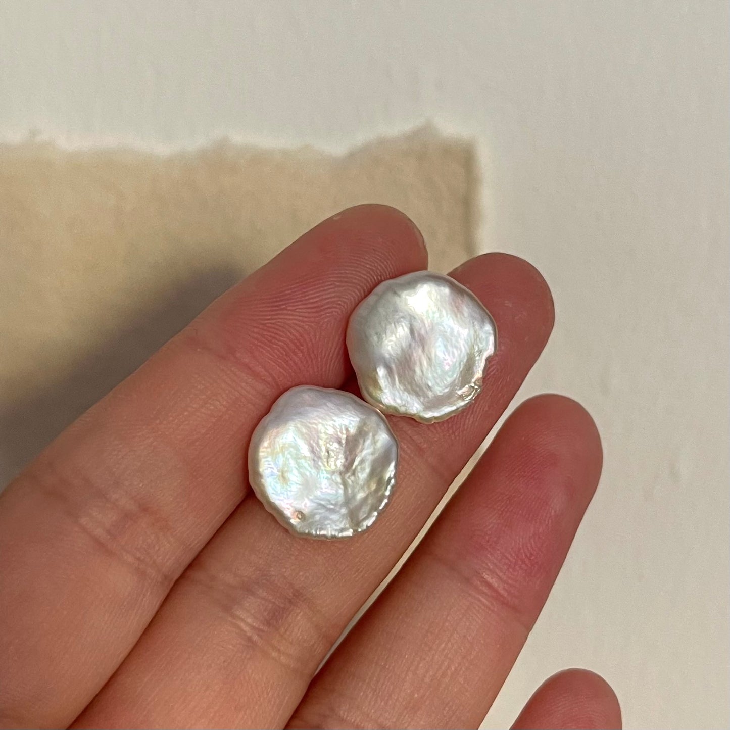 Orecchini Petali con il perno in argento925
