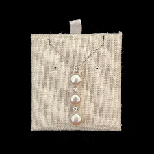 Collana Emilia