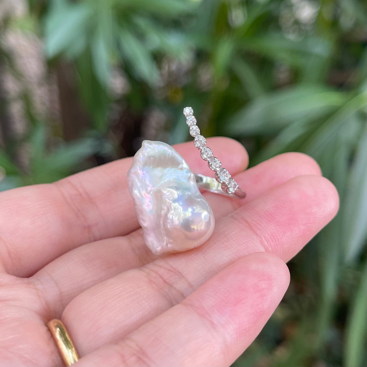Anello The Tear