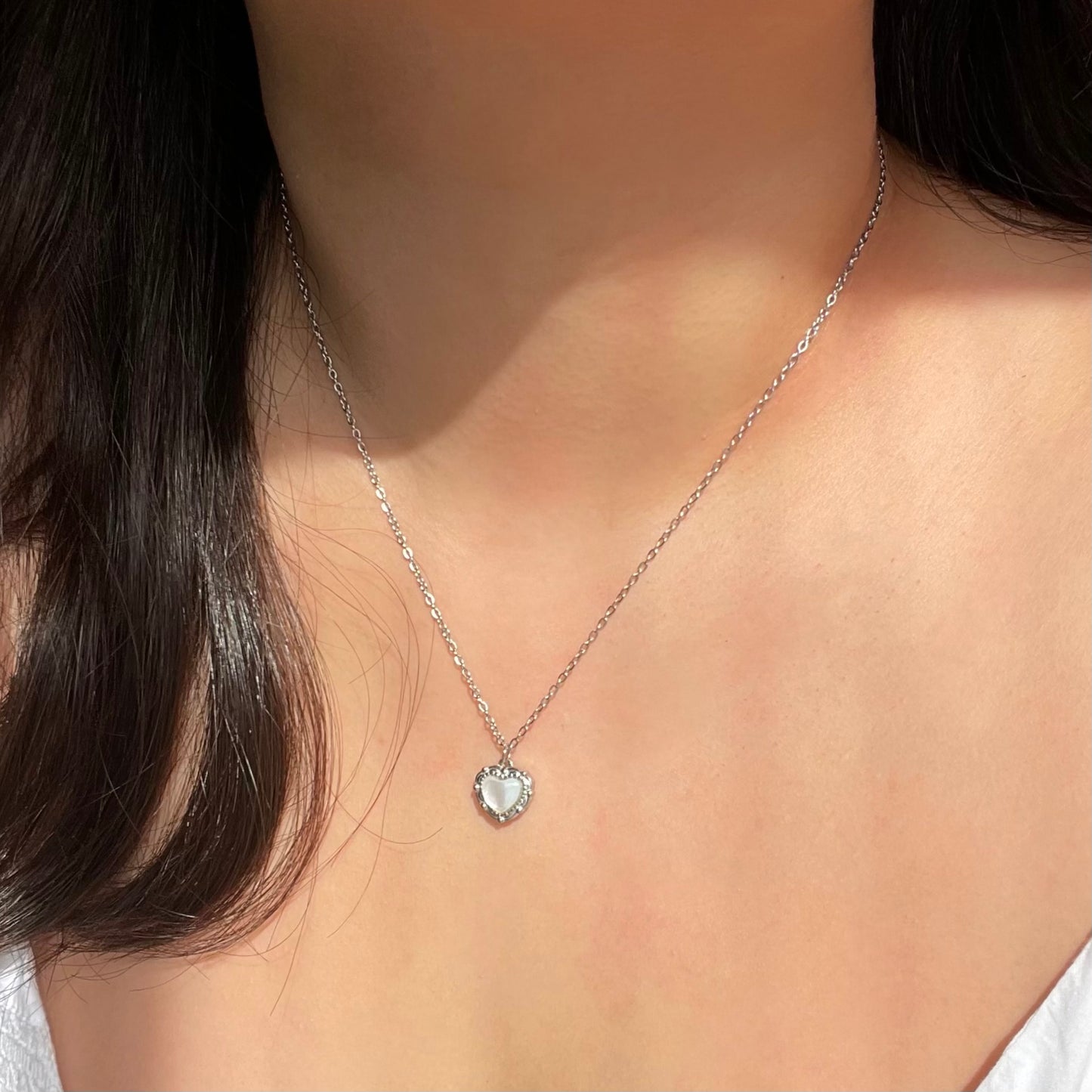 Collana Eleonora (argentata con madreperla bianca)