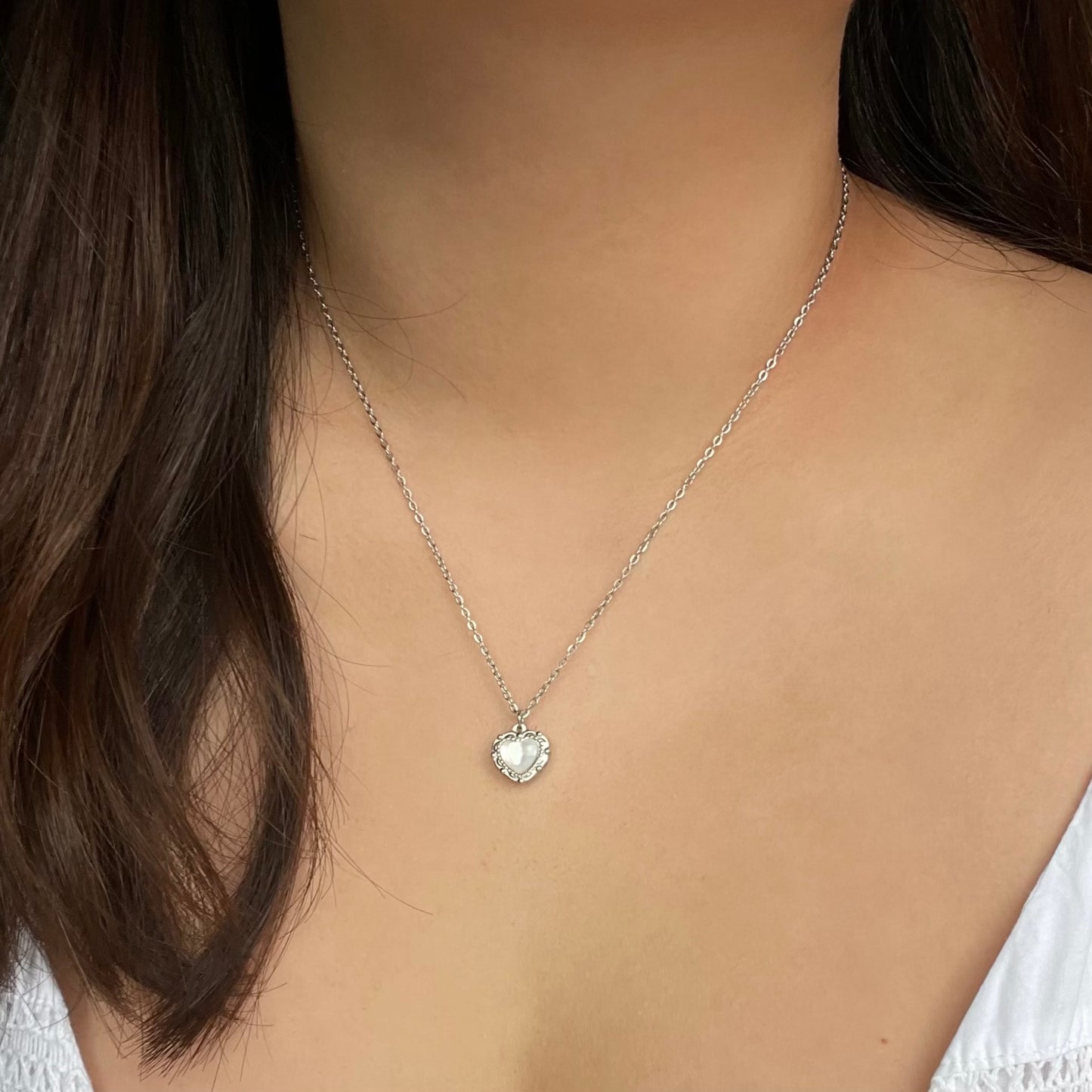 Collana Eleonora (argentata con madreperla bianca)