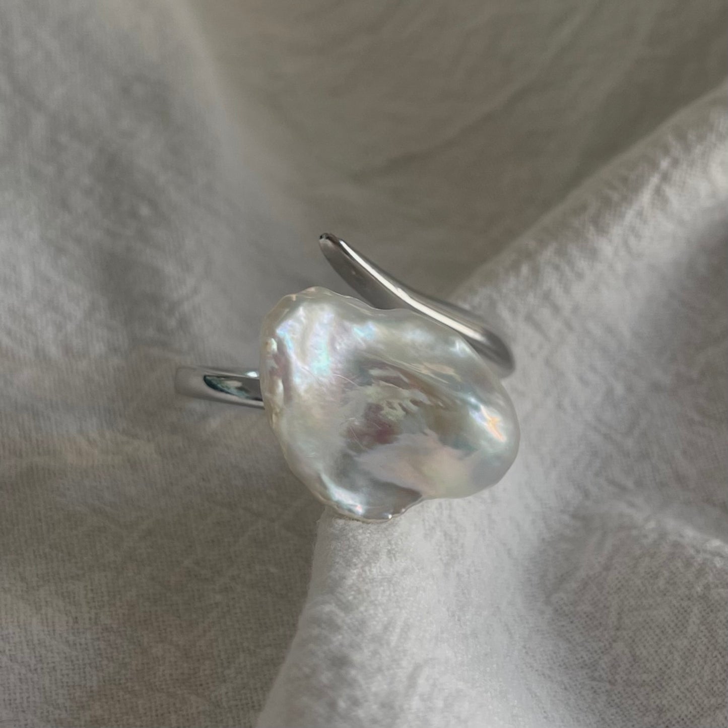 Anello The Tear