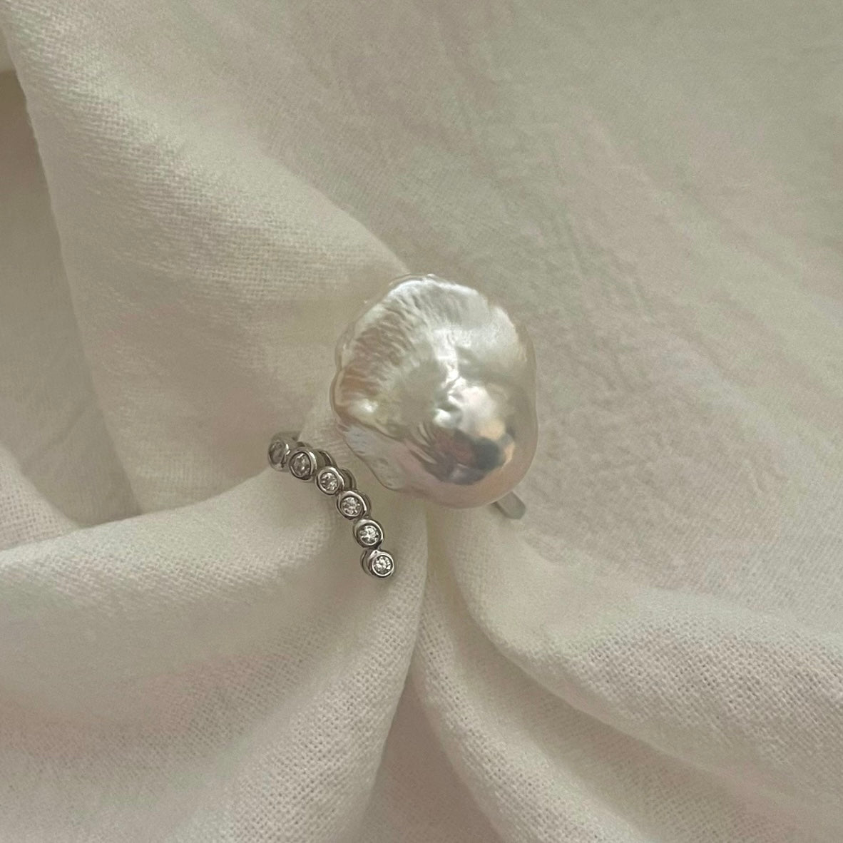 Anello The Tear
